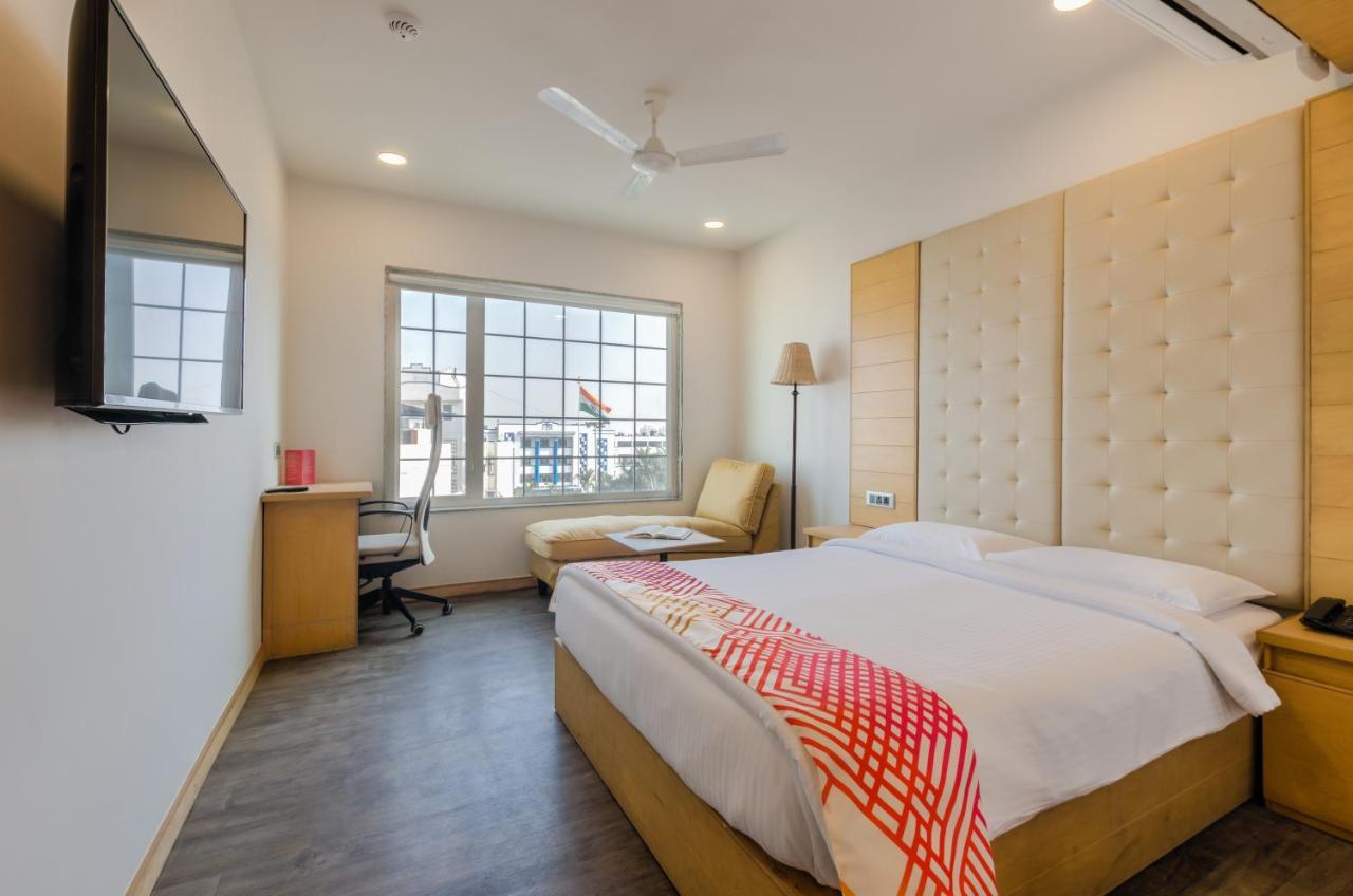 Ginger Surat City Centre المظهر الخارجي الصورة
